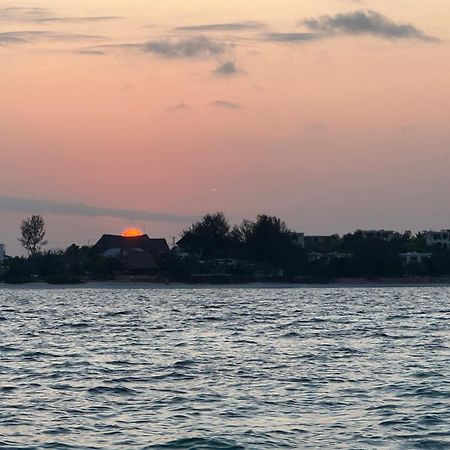 Villa Serenity, Tanzania Unforgettable パジェ エクステリア 写真