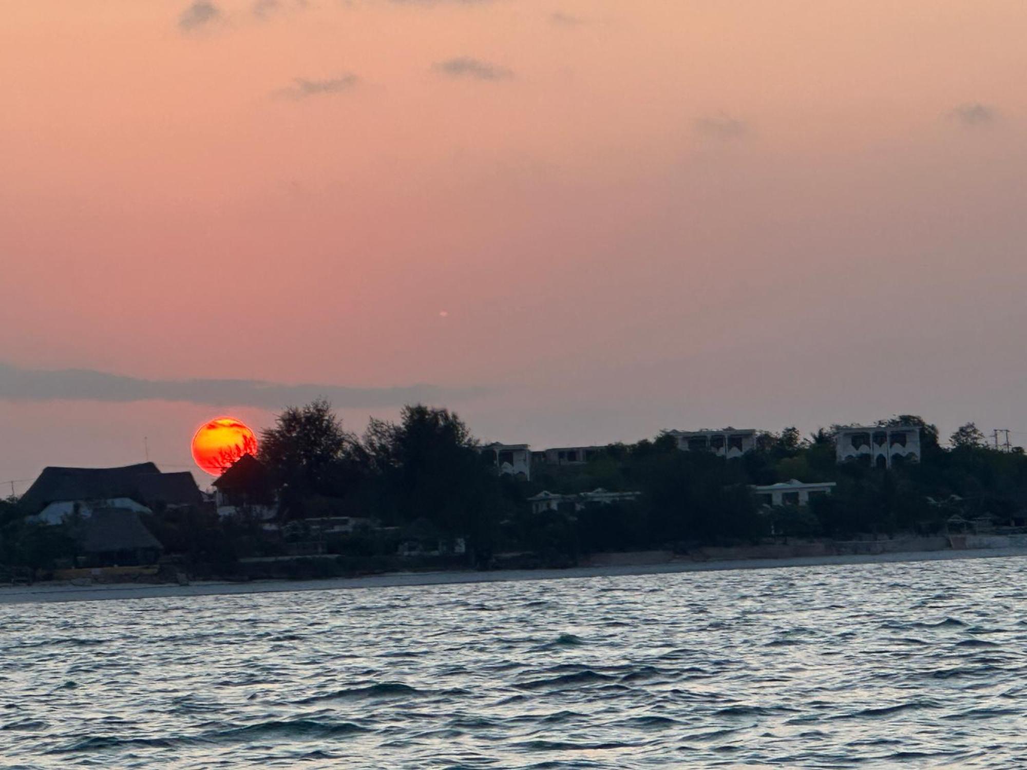 Villa Serenity, Tanzania Unforgettable パジェ エクステリア 写真